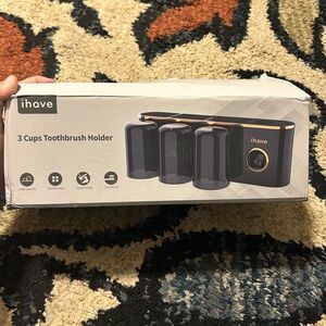 Have Black and Gold 3-Cup Toothbrush Holder